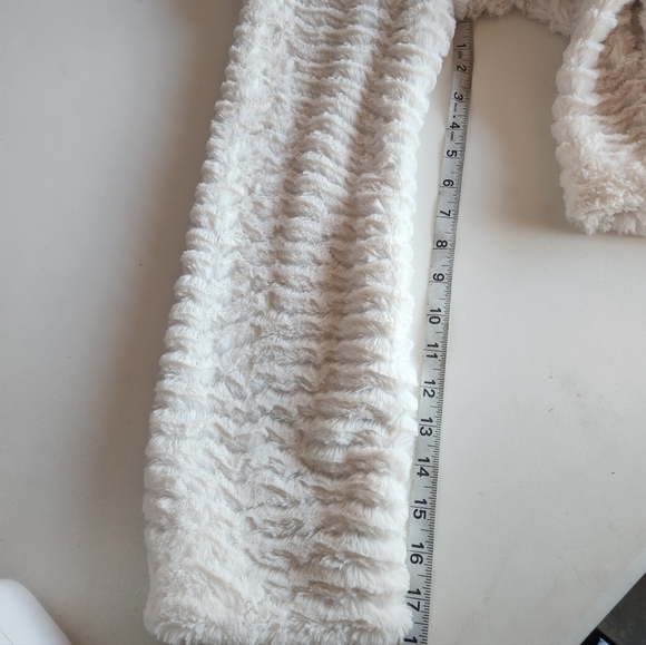 Patagonia Cream Fuzzy Fleece Jacket | Fits Women’s Small - Picture 9 of 9